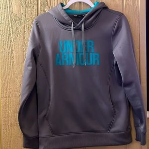 Women’s Small Under Armour Hoodie